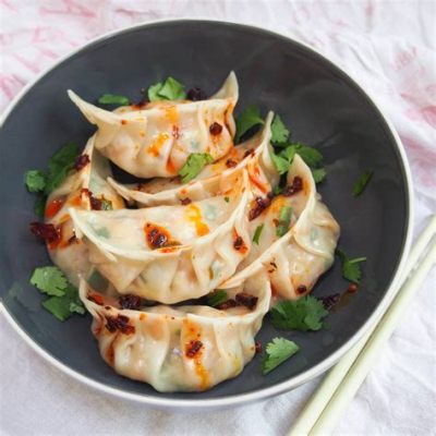  Zaozhuang Jiaozi - En Smörjig Röra av Fyllning och Fräschhet!