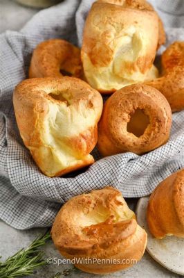  Yorkshire Pudding? A Savory Cloud That Melts in Your Mouth and Delivers Pure Comfort Food Bliss!